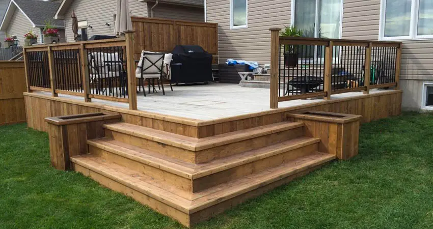 Decks, Fences & Custom Projects